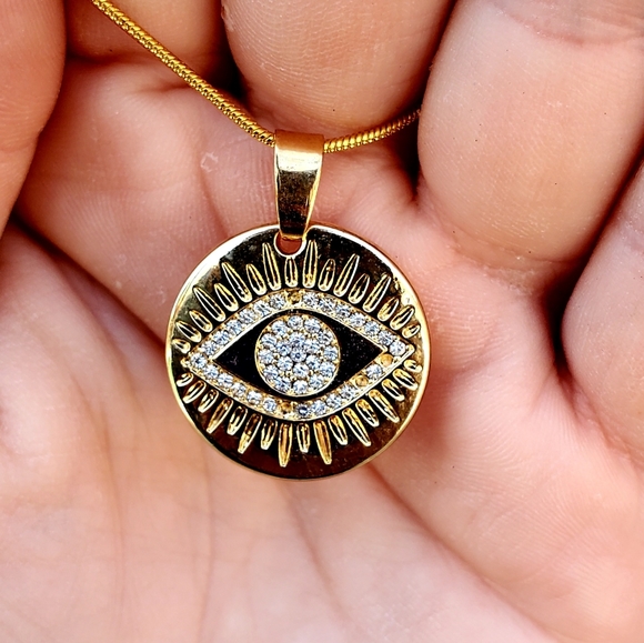 New Rhinestone Evil Eye Protection Gold Necklace. - Picture 10 of 16